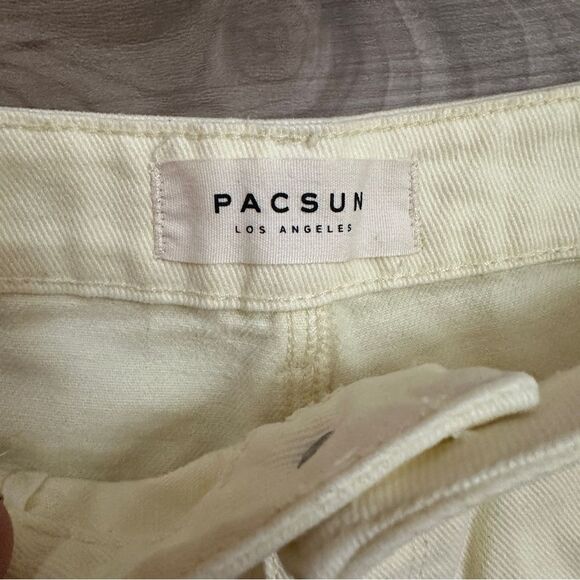 Pac‎ Sun High Rise Festival Short Light Yellow Size 26 Frayed Hem NWT - Picture 7 of 16